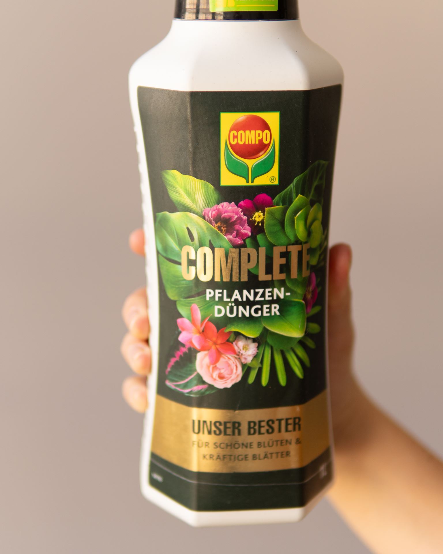ДОБРИВО СOMPO COMPLETE УНІВЕРСАЛЬНЕ 1 ЛІТР